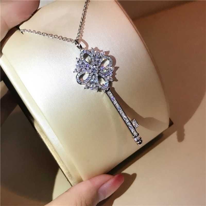 Platinum Snow Flower Key Necklace-925