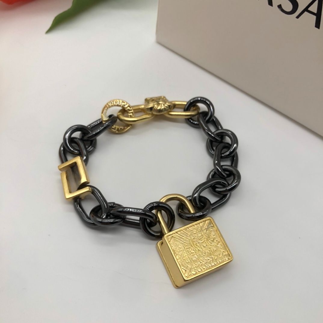 bracelet no box