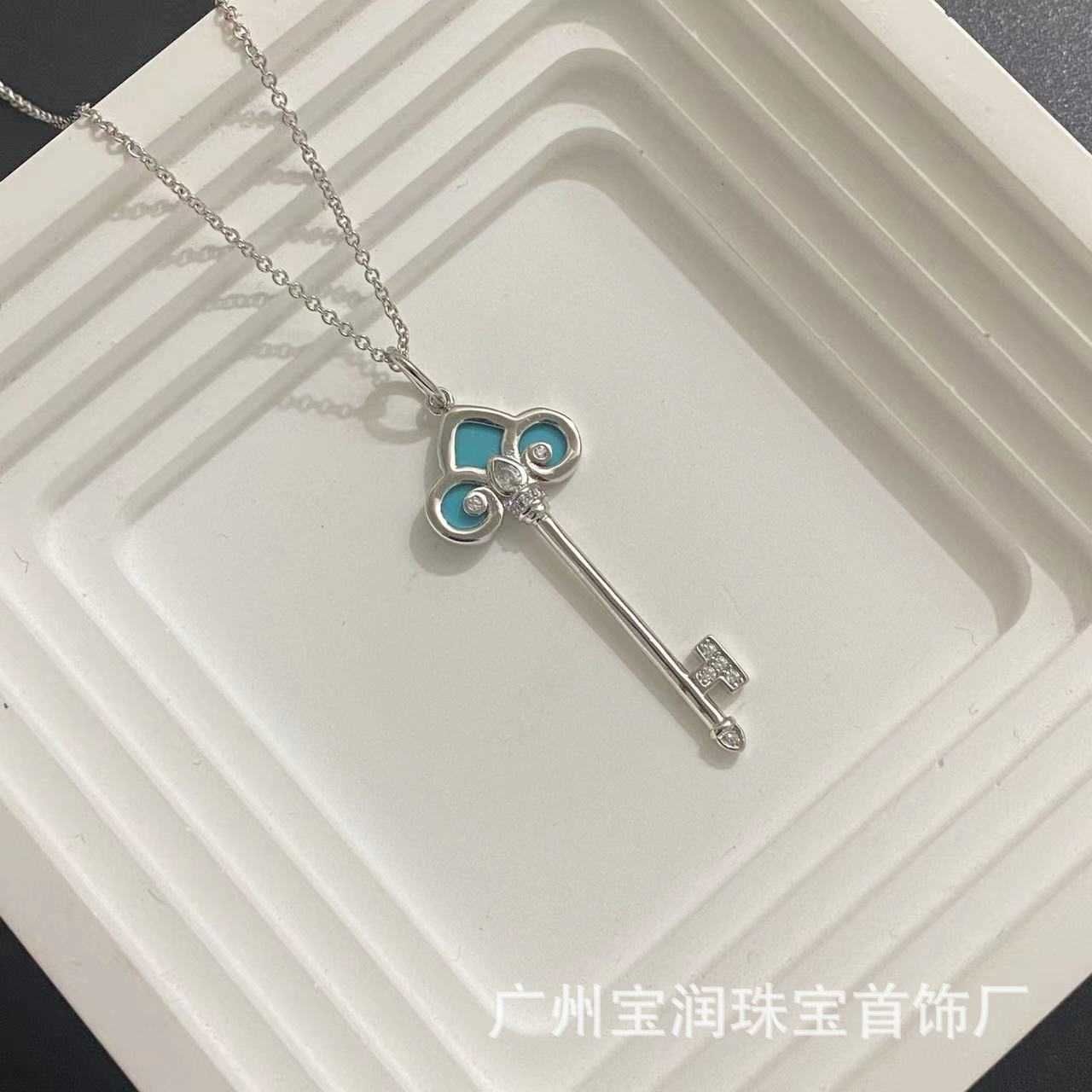 (turquoise) White Gold Without Diamond