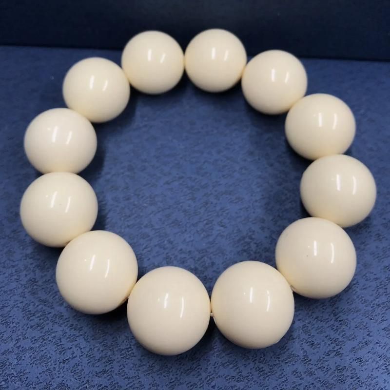 Ivory White 1.813 Pcs