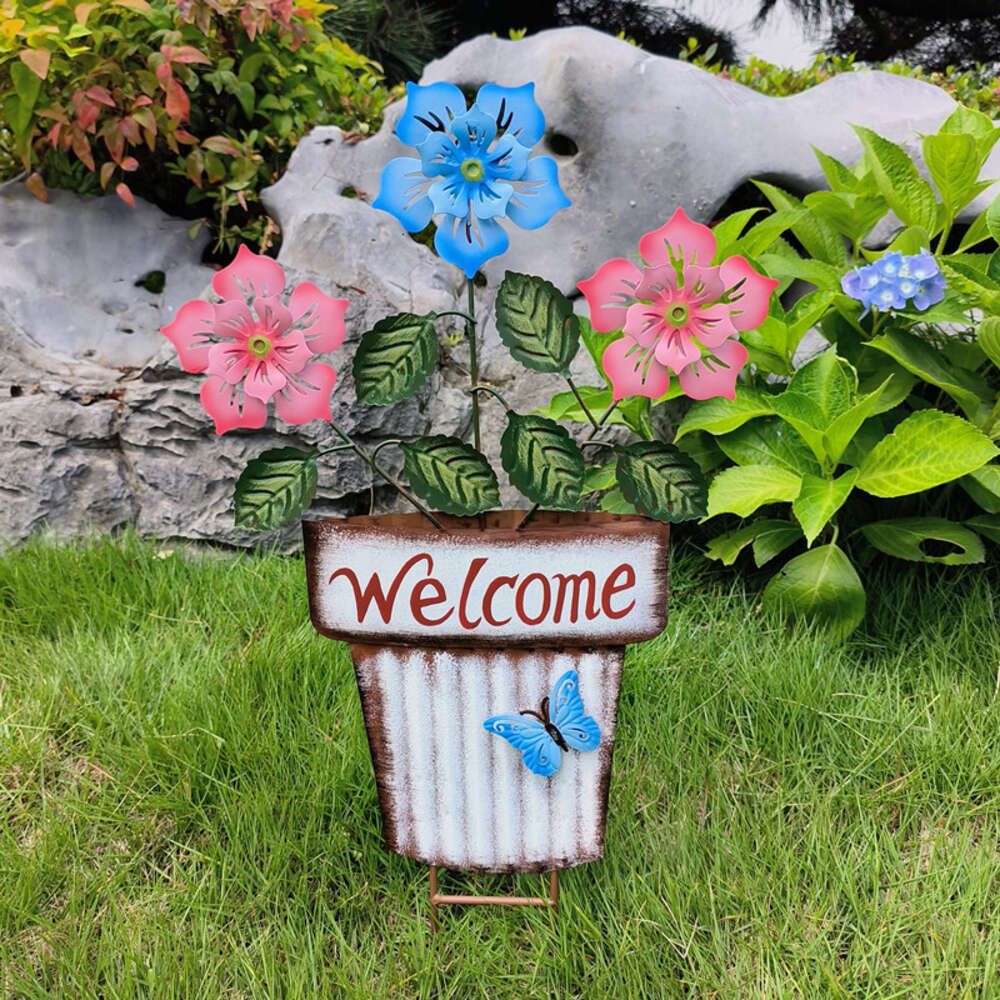 Vaso de flores ondulado branco pendurado e