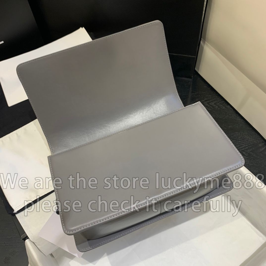 Grey Lambskin (Store:luckyme888)