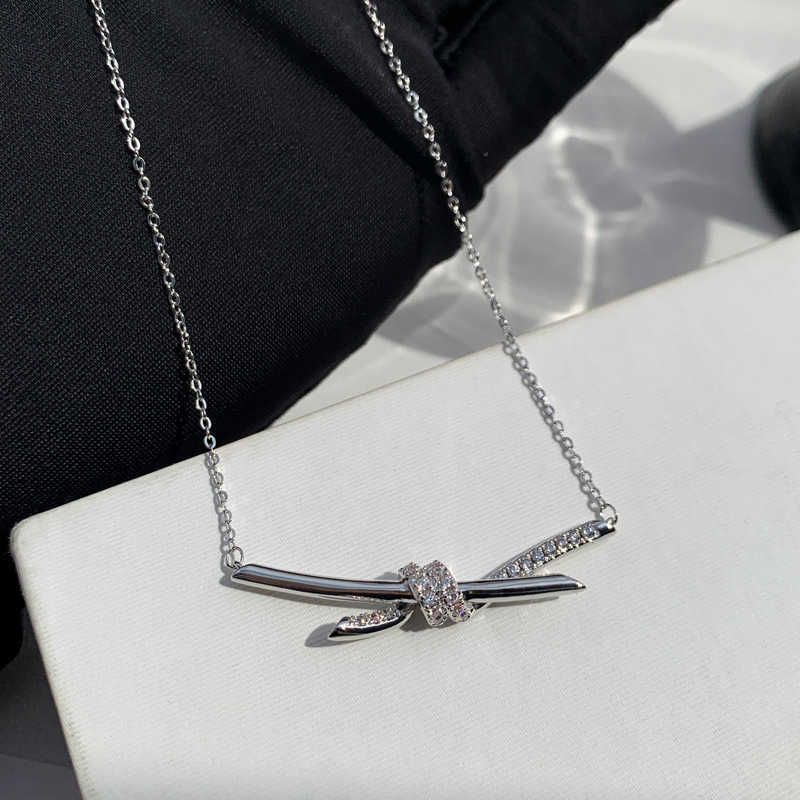 Cross Necklace - Silver