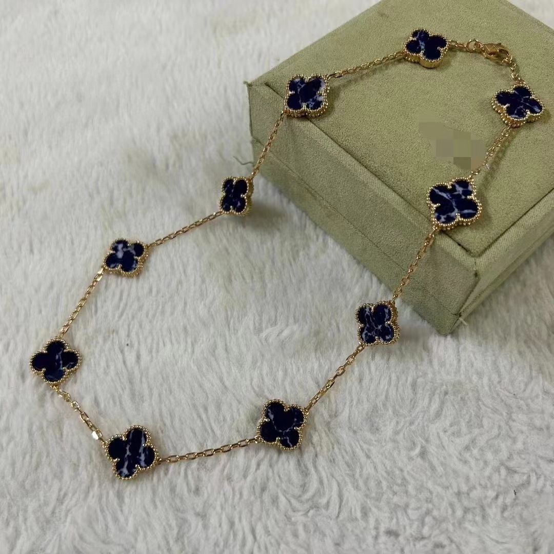 10 Flower Rose Gold Necklace