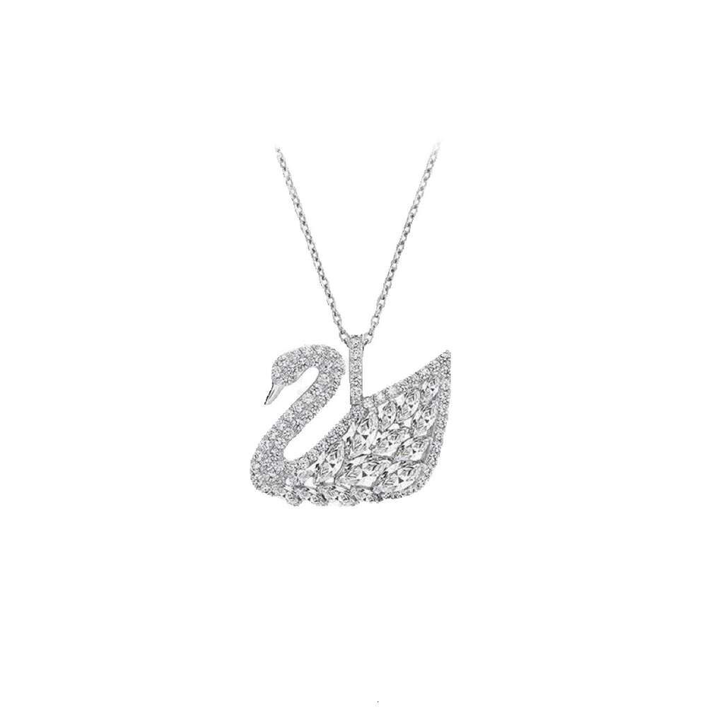 White Diamond Swan (Large)