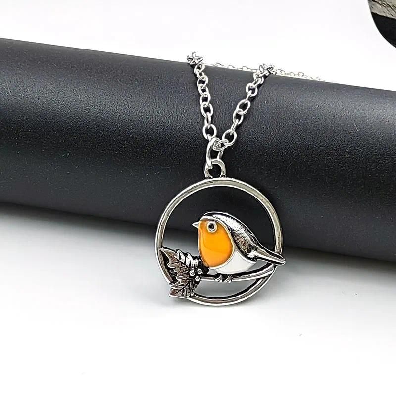 Collier Robin