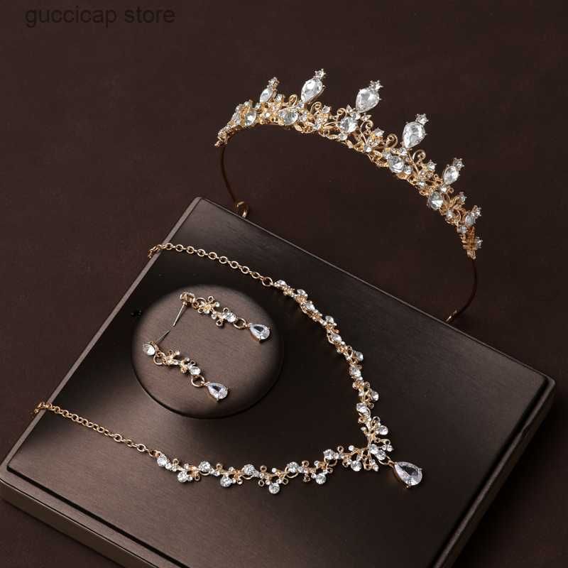 Ts-0026-c-xl-0004-b-Tiaras