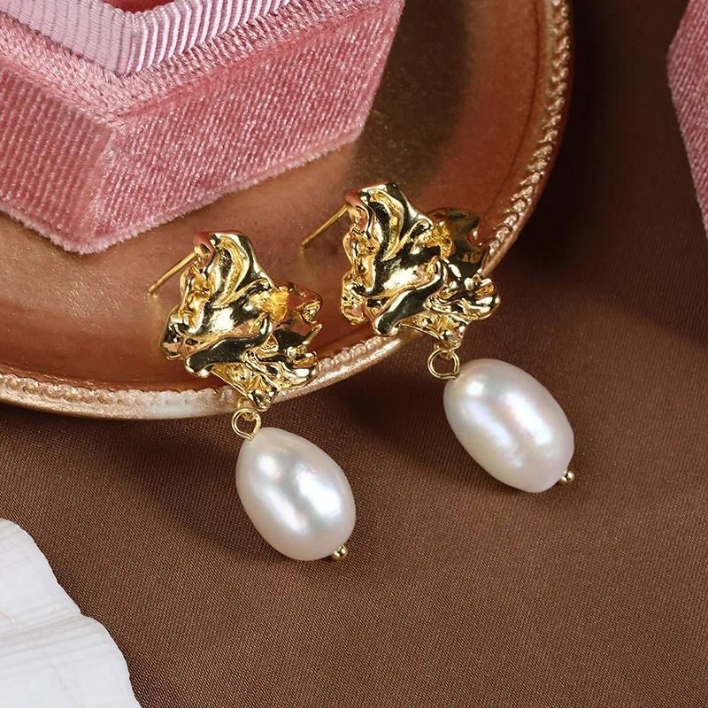 E2064-2 Pearl Earrin