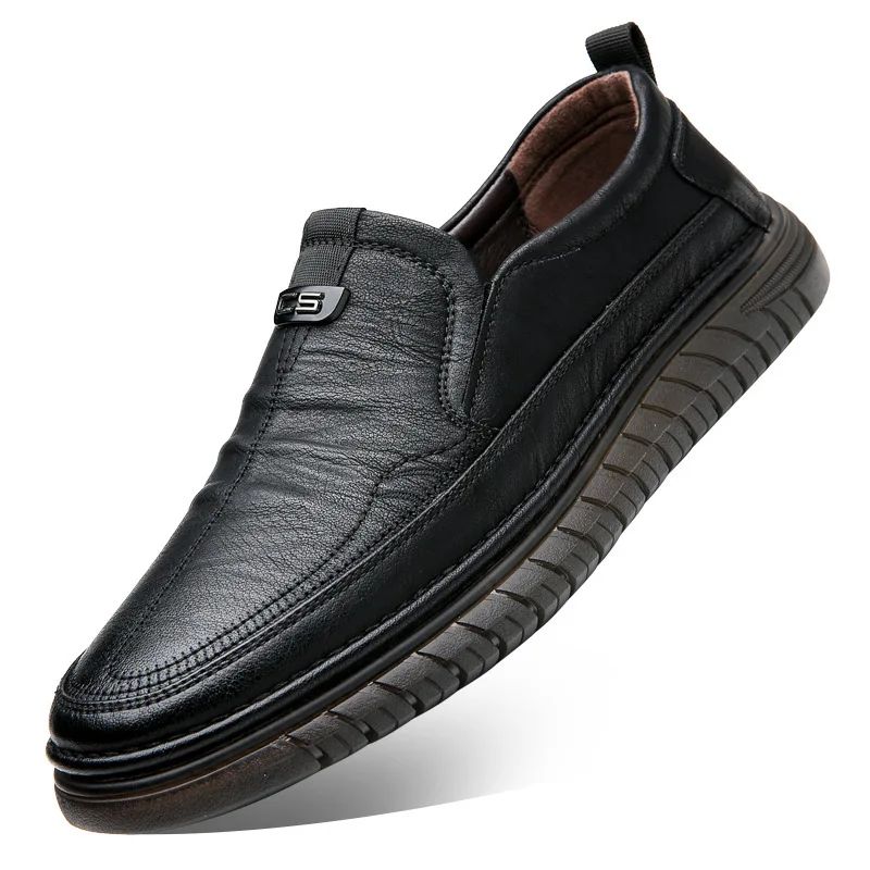 Colore: nero Taglia scarpe: 44
