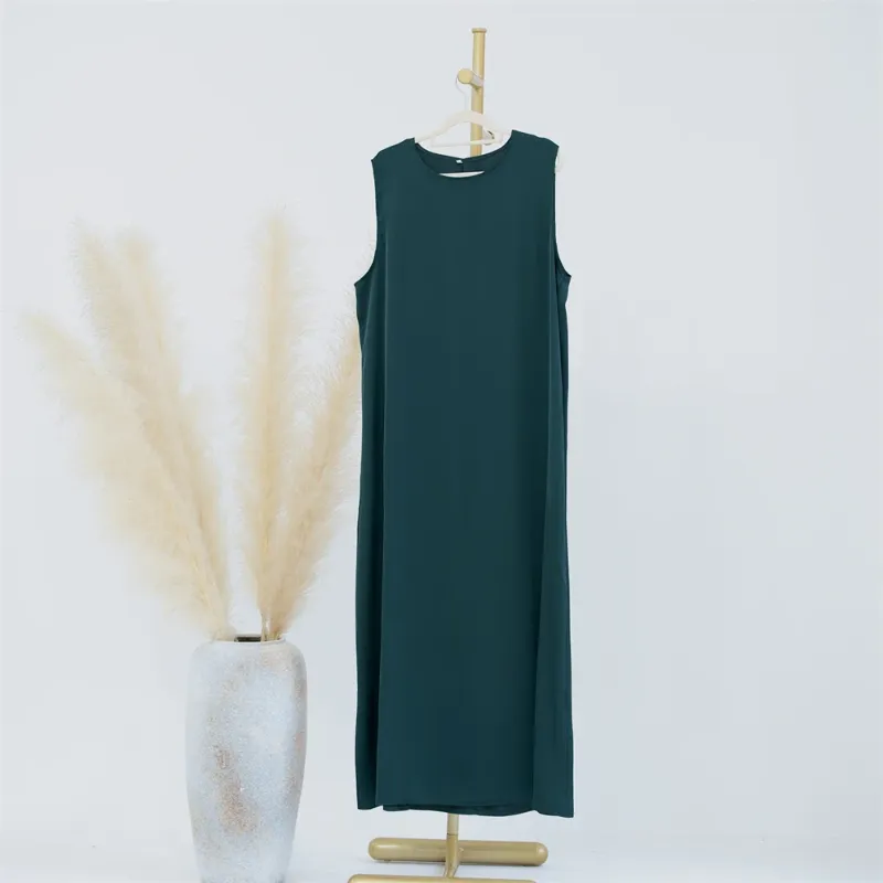 M 05 Dark Green