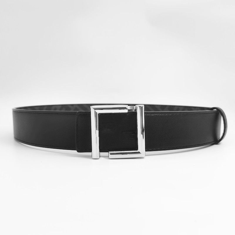 Black belt + silver buckle