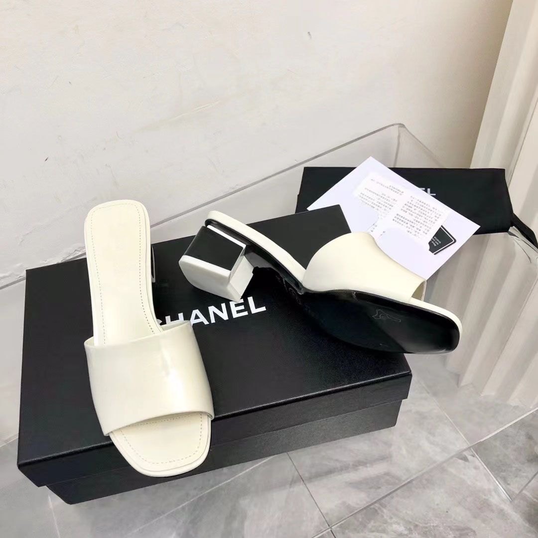 White--4.5 cm heel