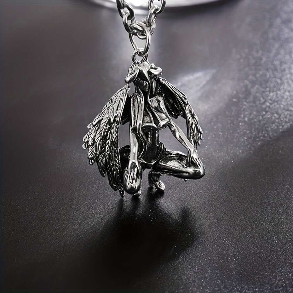 Серебряное ожерелье с крыльями демона