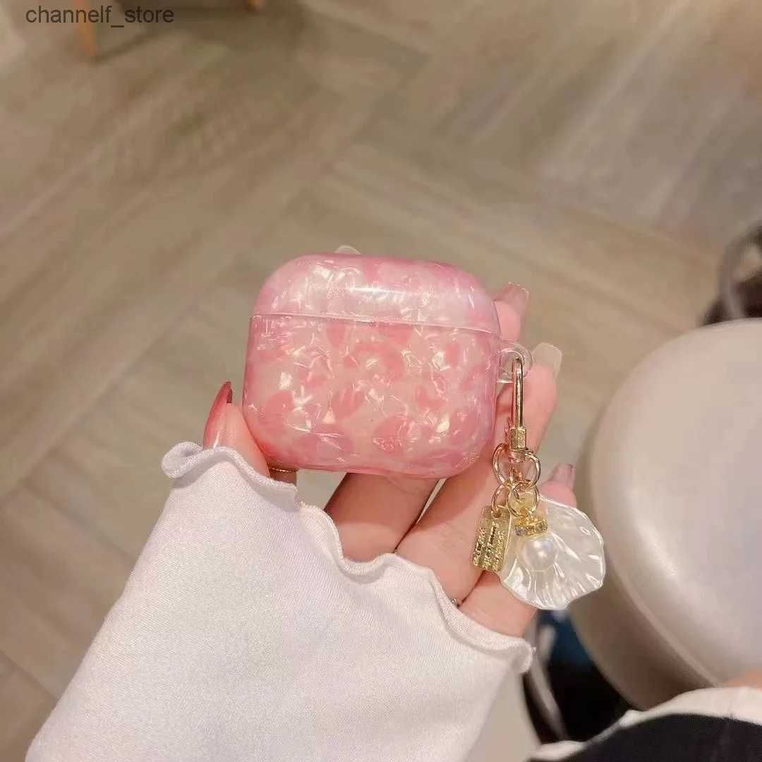 Pink-pour AirPods 3