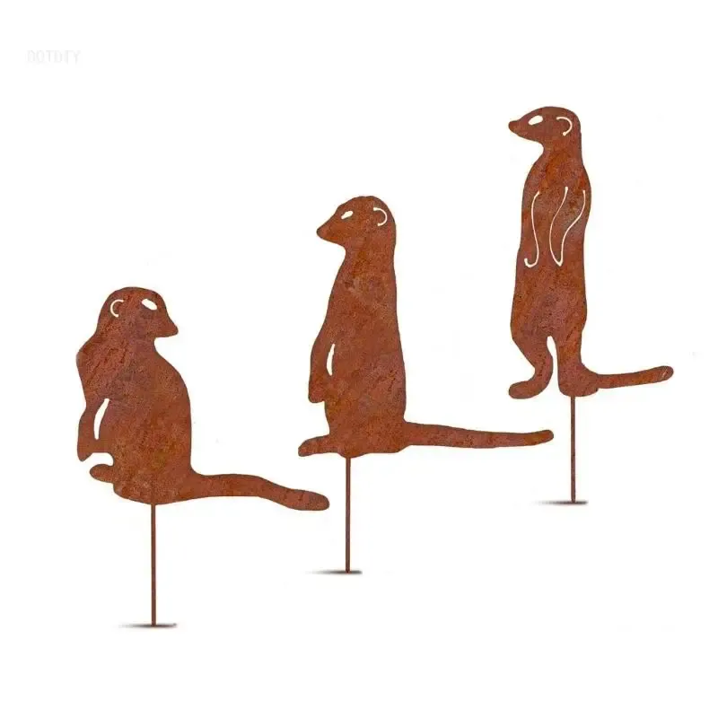 3 meerkats