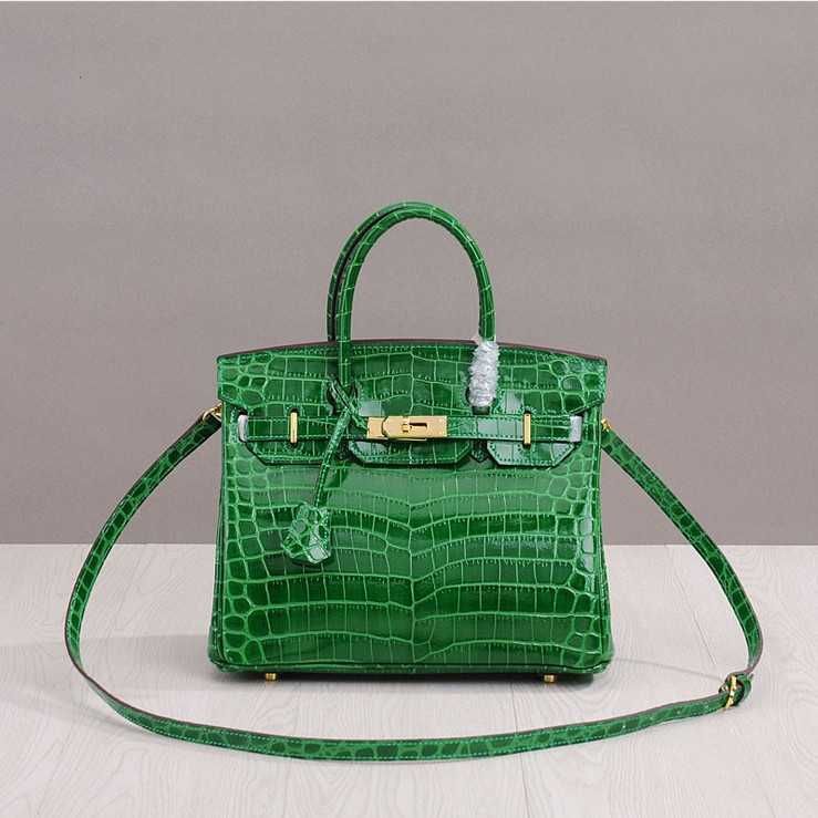 Small Bamboo Green 25 x 13.5 x 20 with