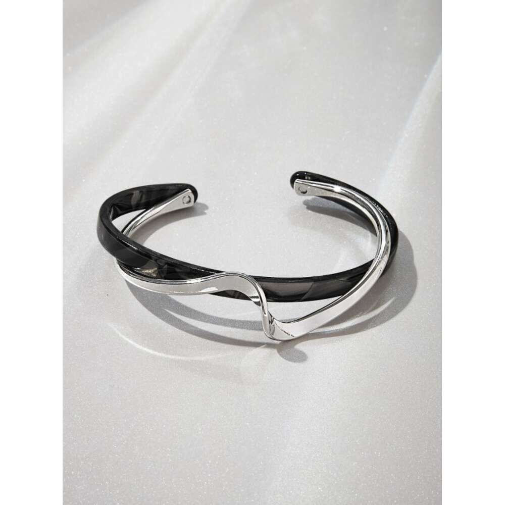 9 # Bracelet Argent Noir Fritillaria