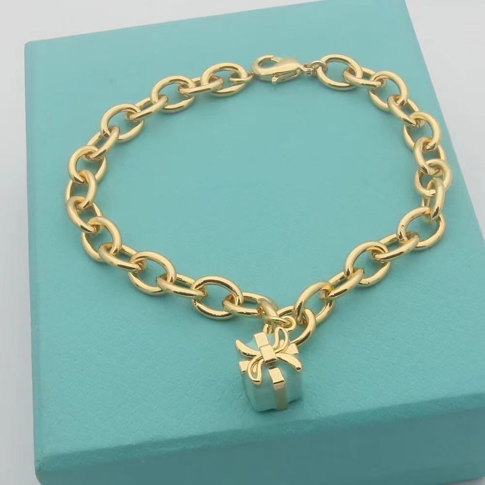 Gold bracelet