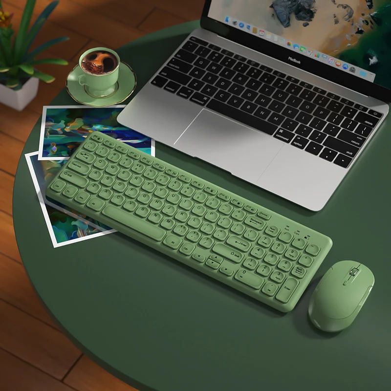 Color:with mouse green