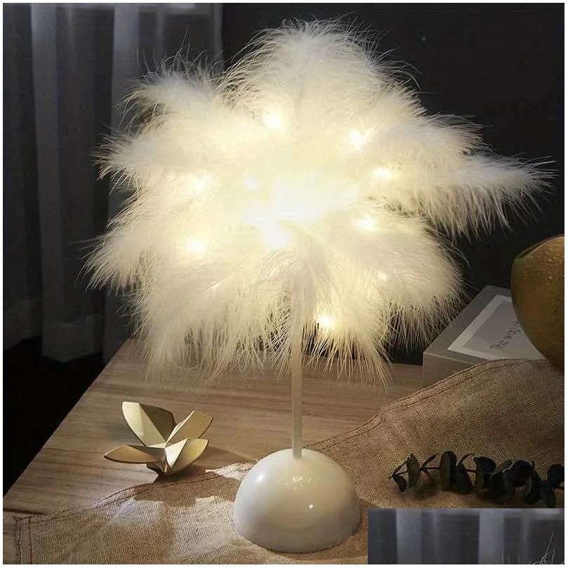 Small 9.84Inch White Base-White Feather