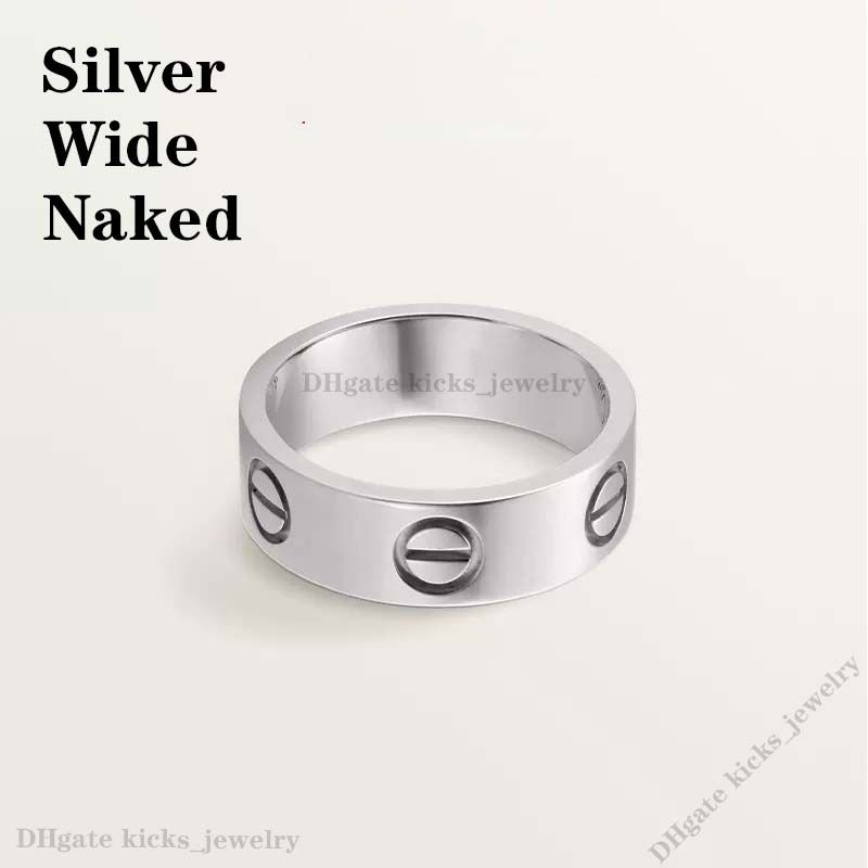 Zilver_Wide_Naked