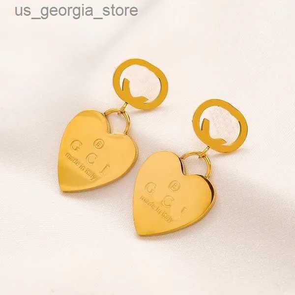 Gold-earrings-Customize