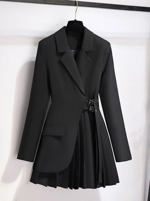 Only Black Coat 01