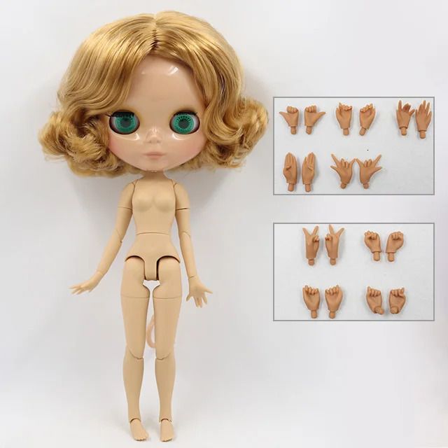 Naakte Doll8