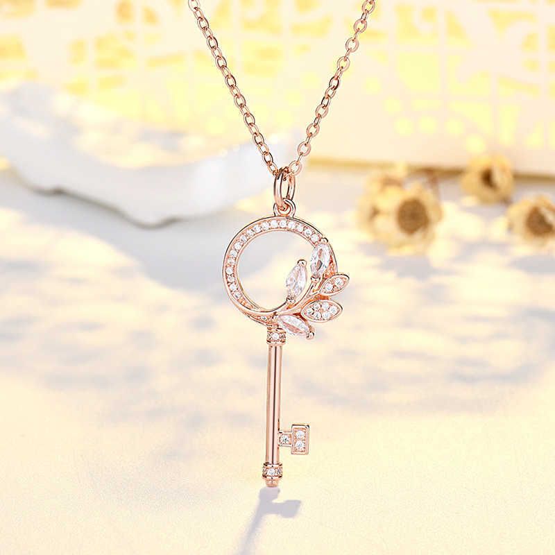 T Family Vine Key Necklace (Rose Gold)