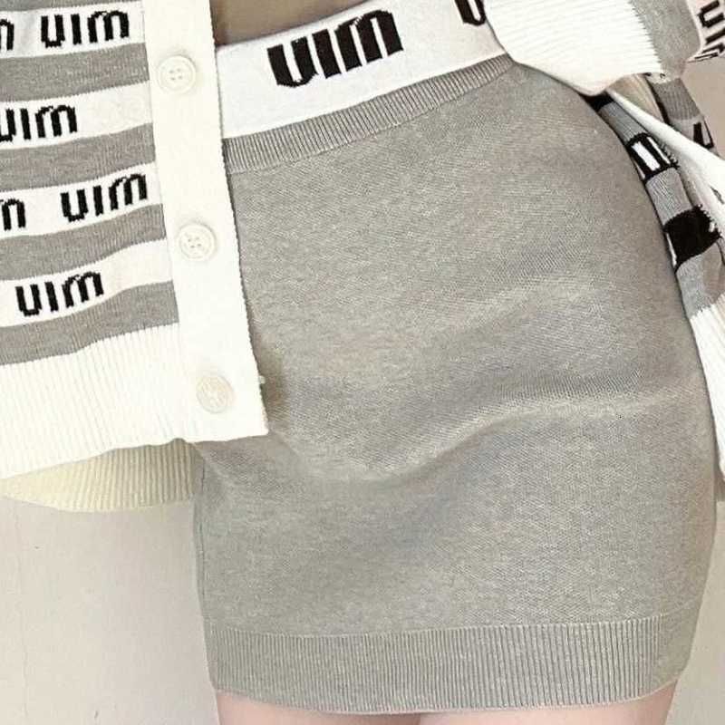 Lower Skirt Gray