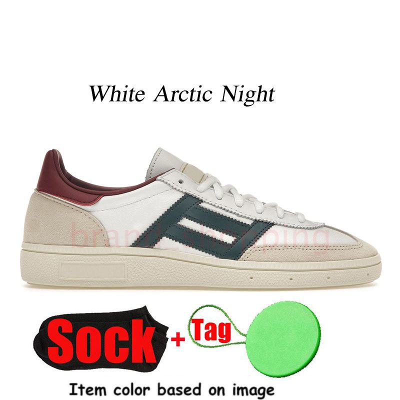 ##8 White Arctic Night