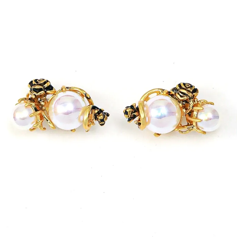 Pearl Stud Earrings 18k Gold Plated CN