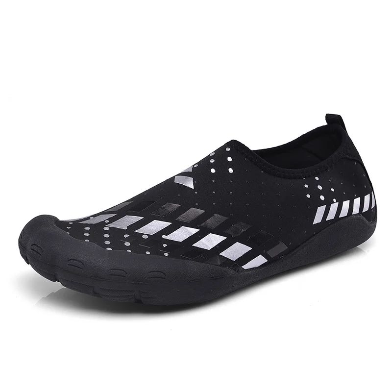 Color:Black WhiteShoe Size:7