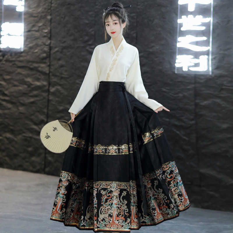 Dunhuang Черная юбка с цветочным принтом и конским лицом