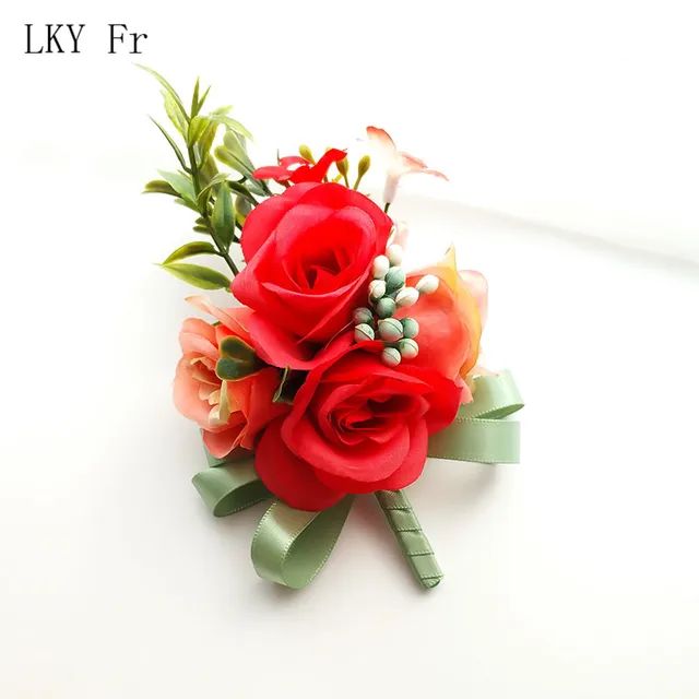 Boutonniere Red