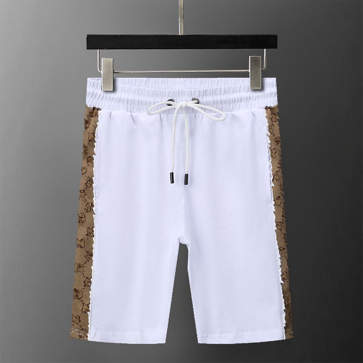 Shorts white