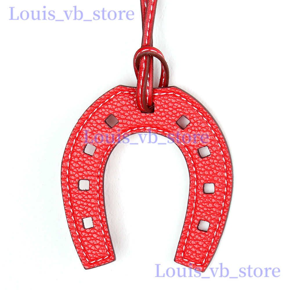 PU Horseshoe Red.