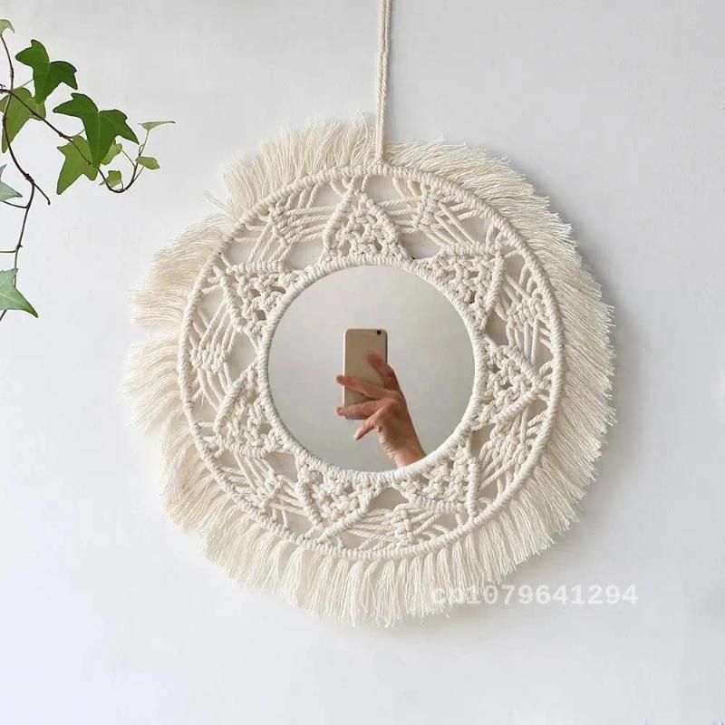 Macrame M0767.