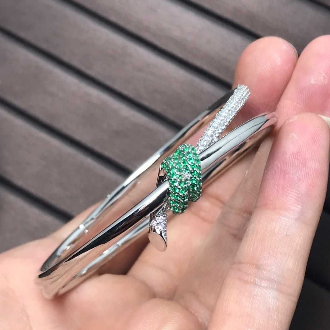 Grön diamant med vit diamantsilver