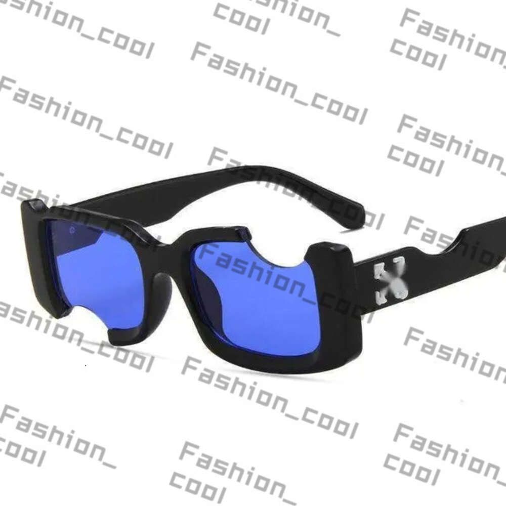 Bright black frame blue slice