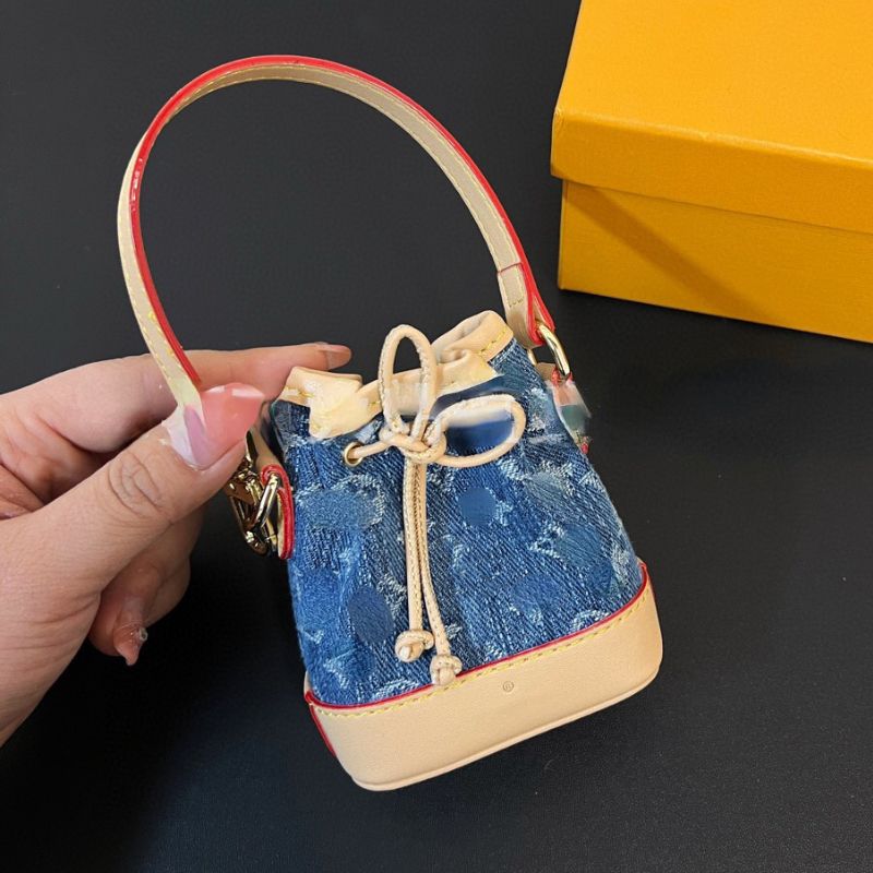 Mini bucket bag