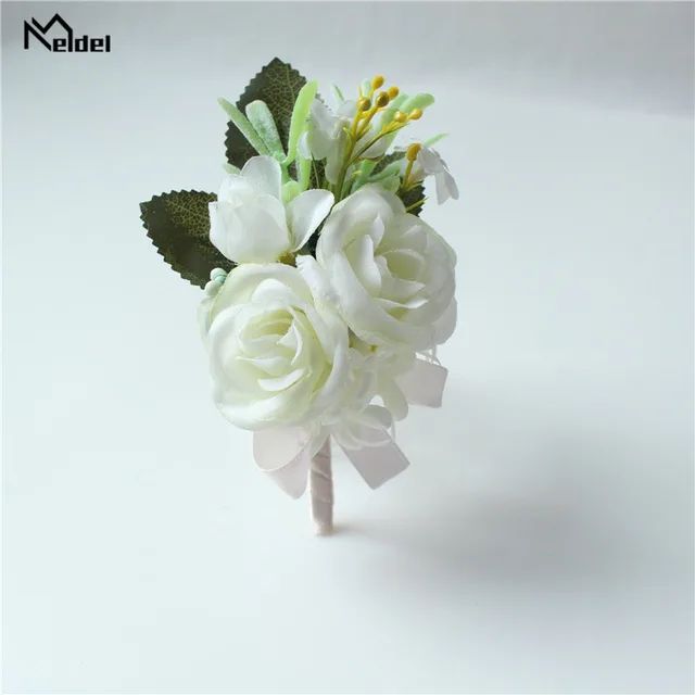 boutonniere-d