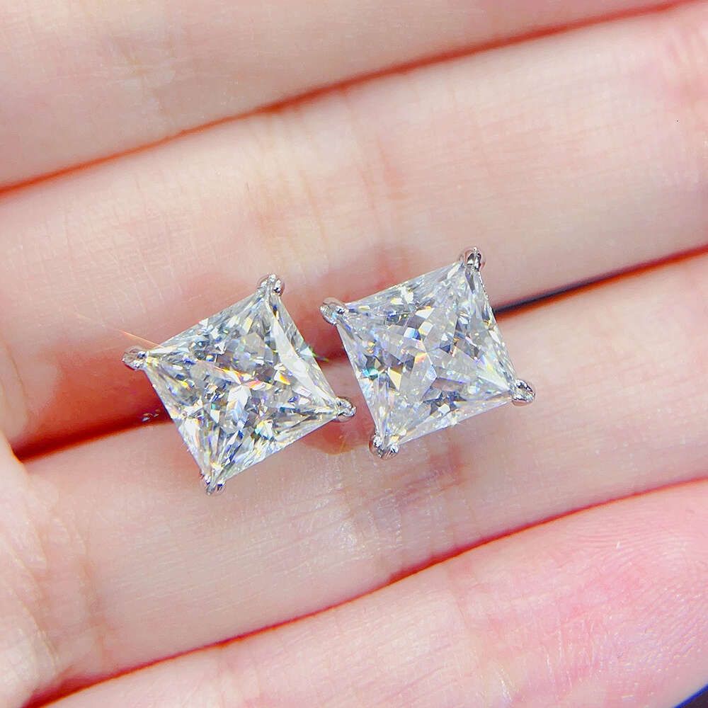 silver-4.0*4.0mm(0.7 ct per pair)