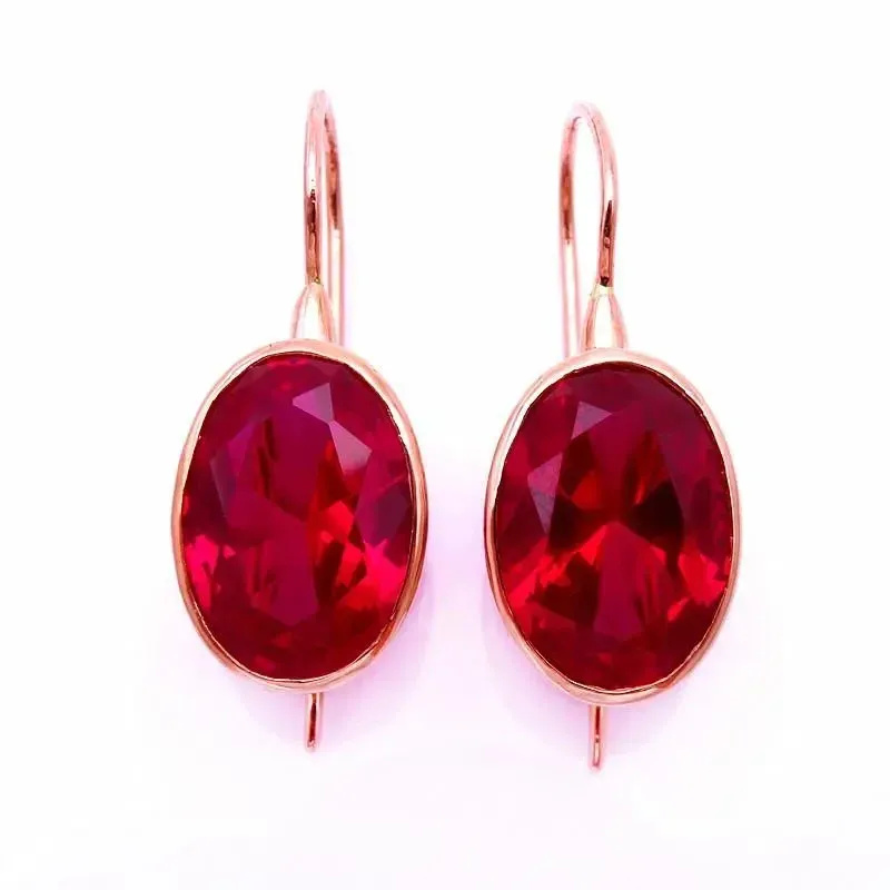 A pair of earrings8