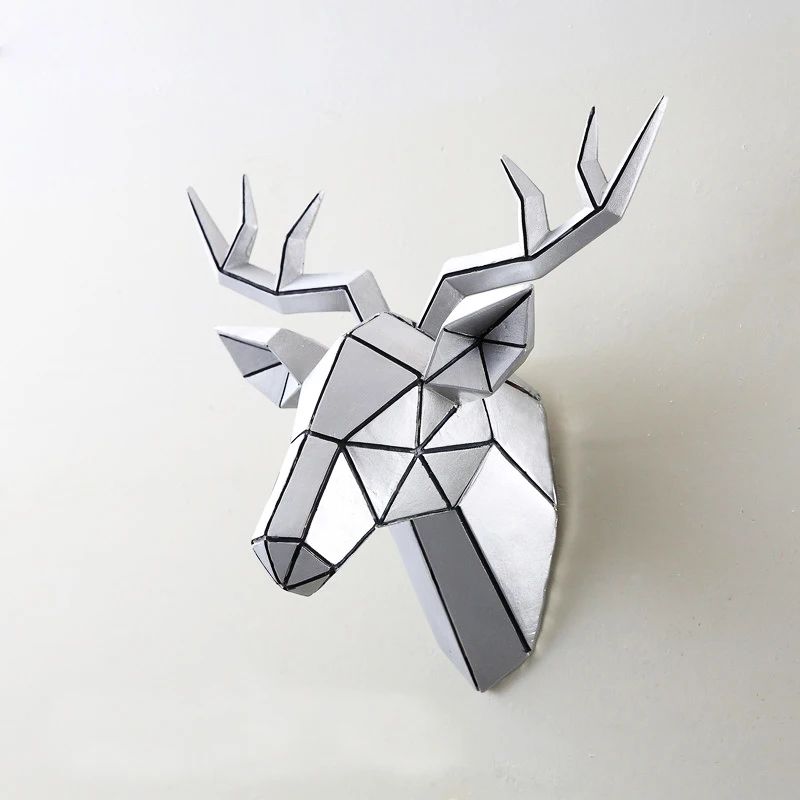 Kolor: SiwviveSize: Deer Head 44x37x21cm