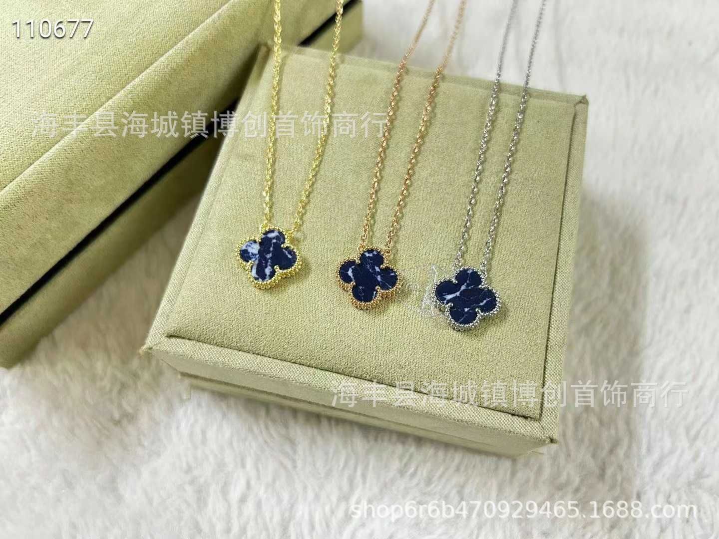 New Necklace Peter Stone Blue Rose Gol