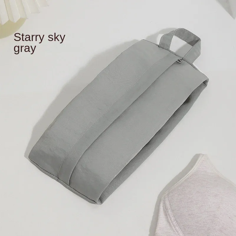 Ciel étoilé gris