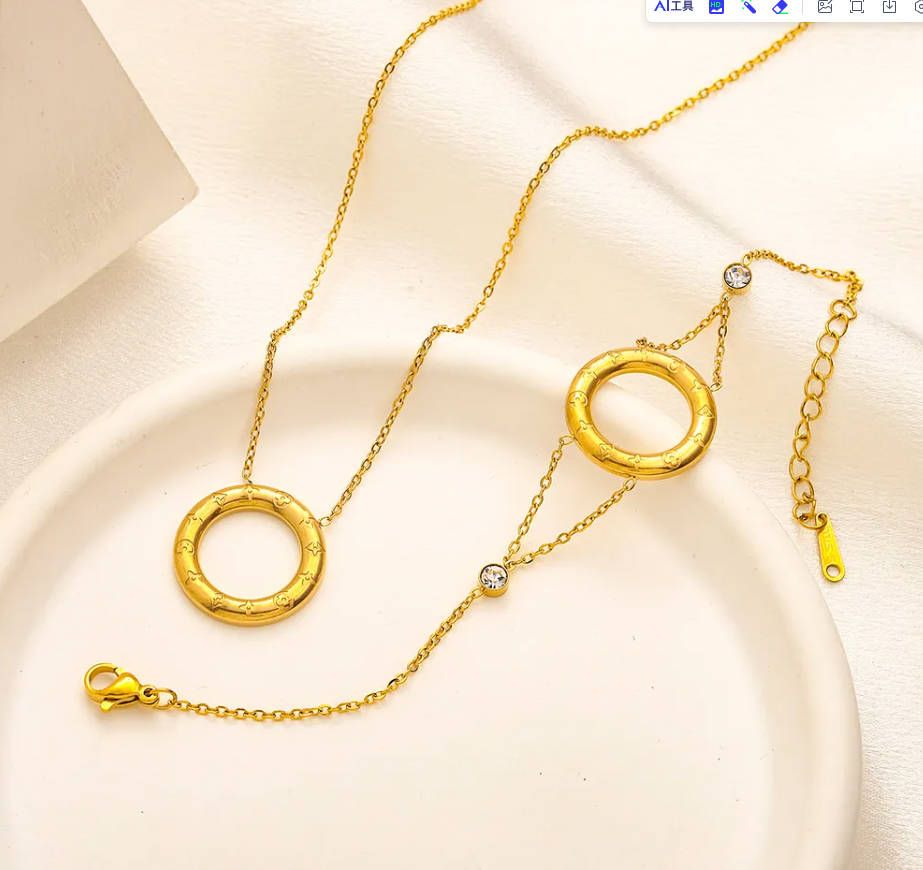 1-Necklace+Bracelet