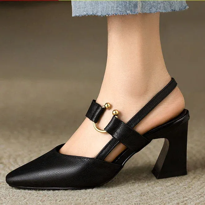 Black 5 cm heel