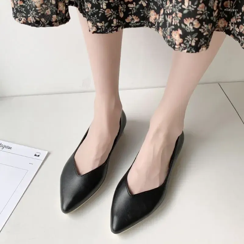 Black (Heel 2.5cm)